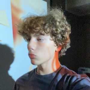 Meet your Posher, Cameron